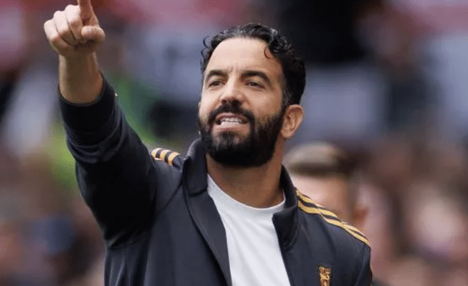 MANCHESTER UNITED: Ruben Amorim.